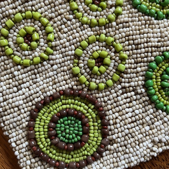 EUC Beaded Wristlet Cream/Brown/Green circles - Picture 3 of 4